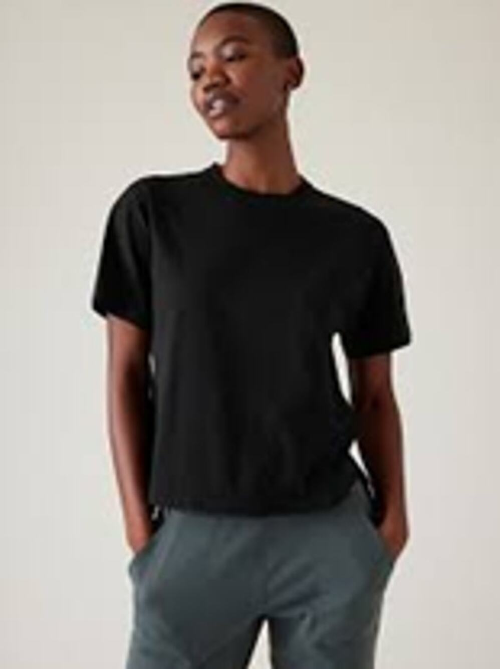 Athleta Effortless Cropped Crew Neck Short Sleeve T-Shirt Black XL